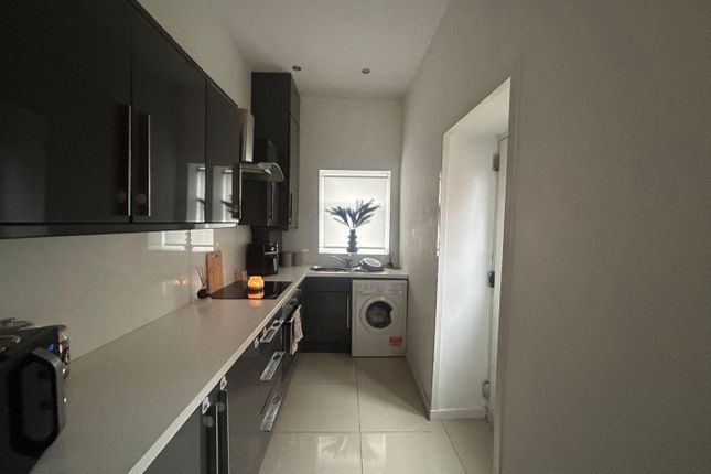 41A, Uppermoor, Pudsey photo 2