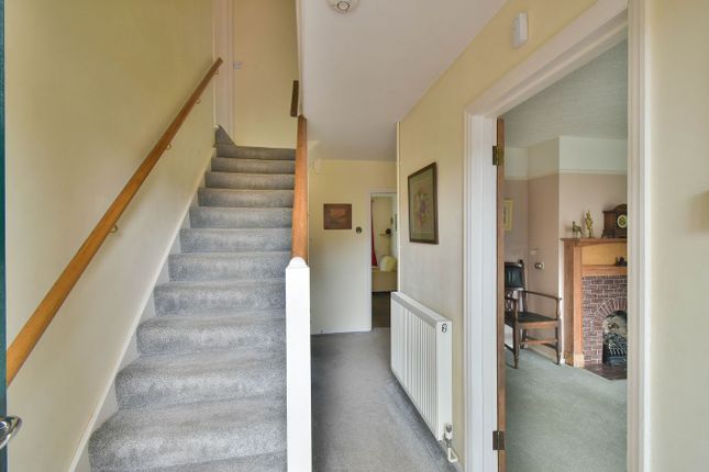 66, Cooden Drive, Bexhill-on-Sea photo 4