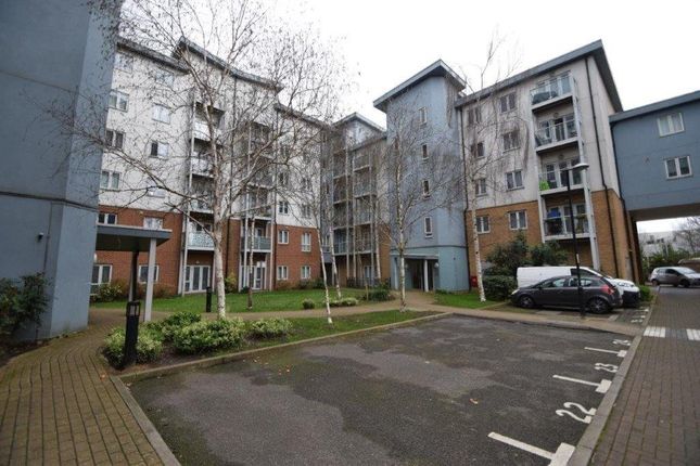 Flat for sale in Foundry Court, Mill Street, Slough, Berkshire