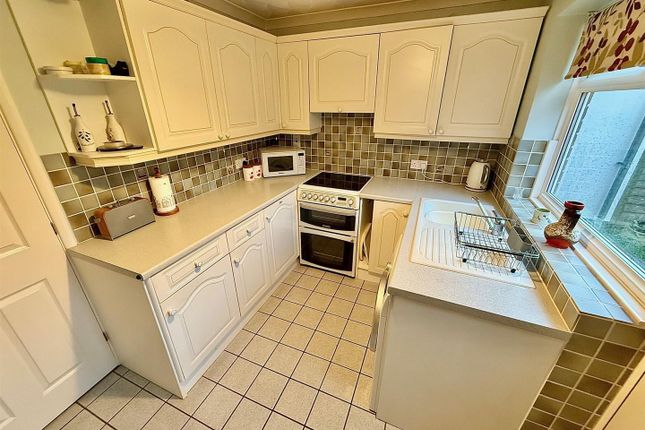 20, Ashwood Close, Great Yarmouth photo 3