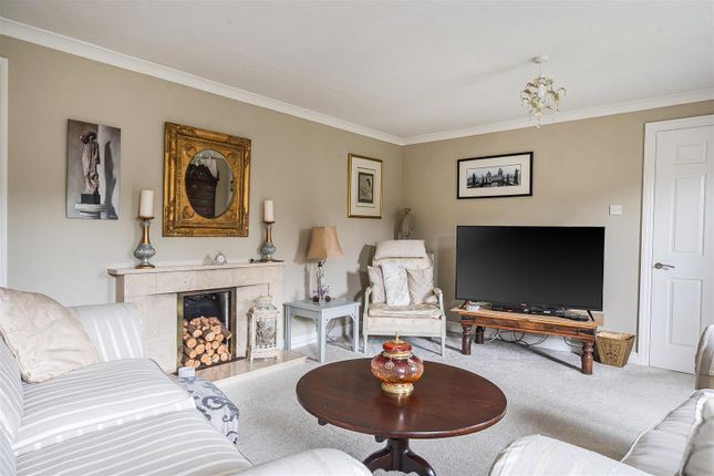 3 Badgers Close, Pans Lane, Devizes photo 3