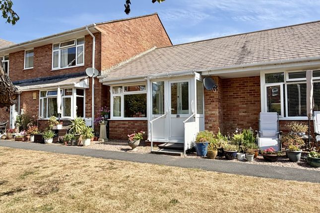 2-bed house on 21, Exmouth Court, Exmouth, £130,000