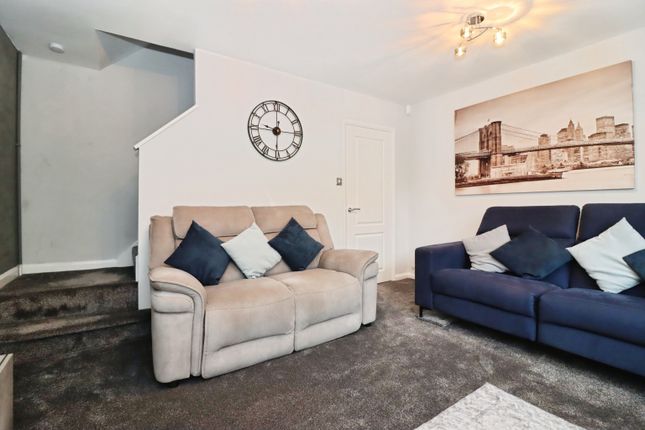 45, Elcroft Gardens, Sheffield photo 4
