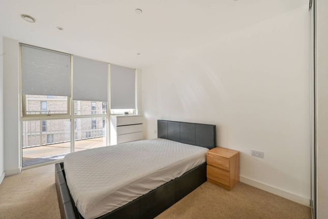 Thumbnail Flat to rent in Discovery Tower, Canning Town, London