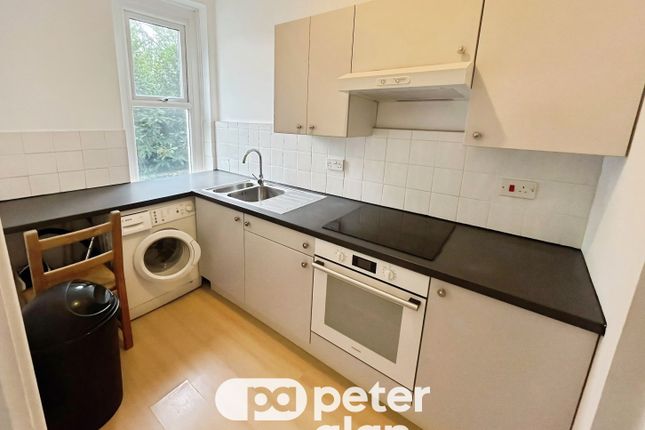 Flat 3, Cardiff photo 3