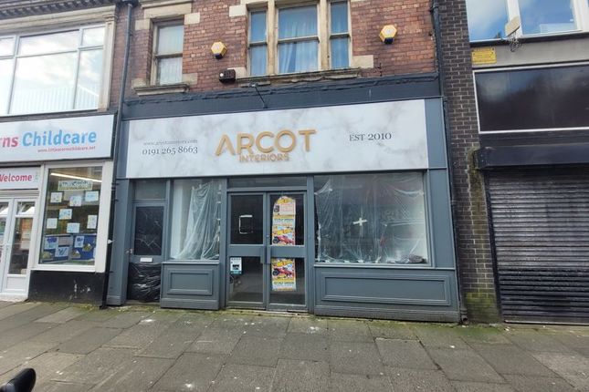 Commercial property to let in Whitley Road, Whitley Bay