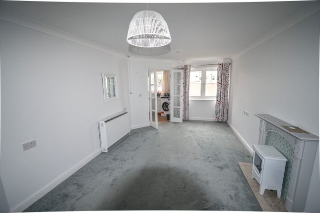 39, Maxime Court, Gower Road, Swansea photo 3