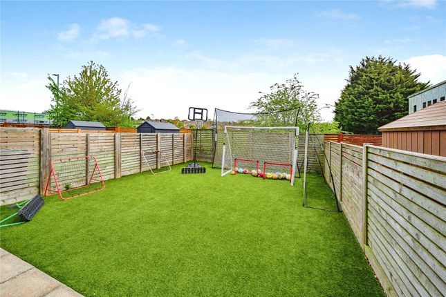 210B,, Sundon Park Road, Bedfordshire photo 2