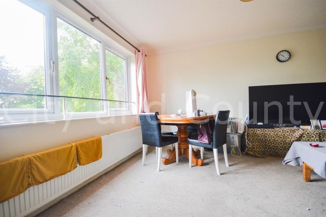 2 bed flat for sale in Vintners Close, Peterborough PE3