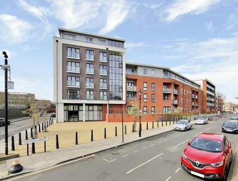 Thumbnail Flat to rent in St. Agnes House, 13 Ordell Road, Bow Road, Mile End, London