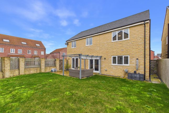 17, Metcalfe Drive, Cottingham photo 3