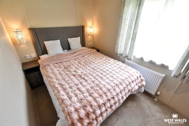 129, Mathew Baker Caravans, Haverfordwest photo 3