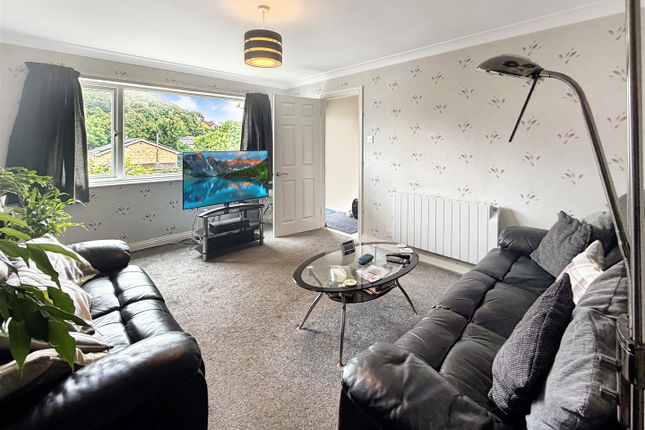 30, Berrys Wood, Newton Abbot photo 4