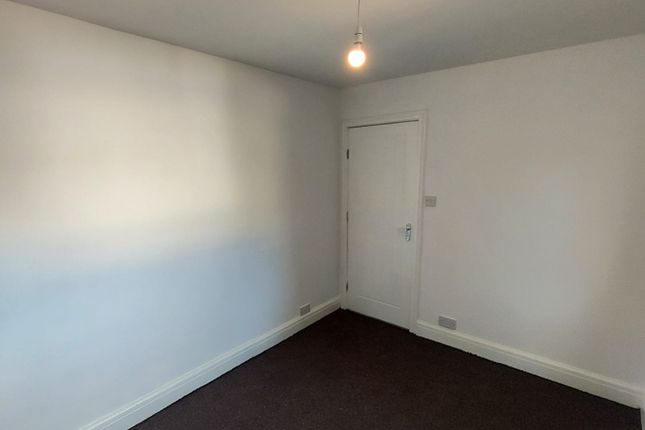 6, Oak Avenue, Manchester photo 2