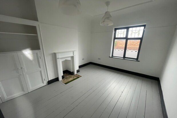 Property to rent in Liverpool Road South, Liverpool