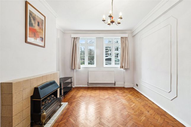 Flat 62, Townshend Court,, Townshend Road, London photo 3