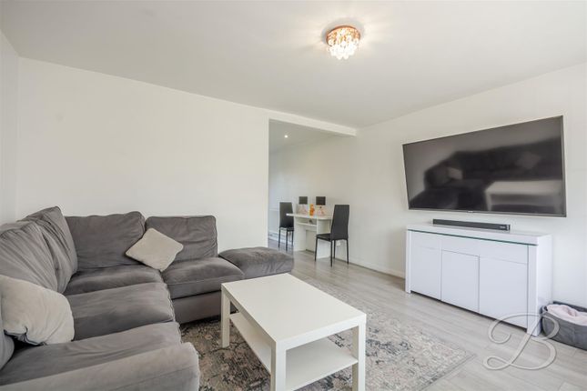 19, Eastleigh Drive, Mansfield photo 3