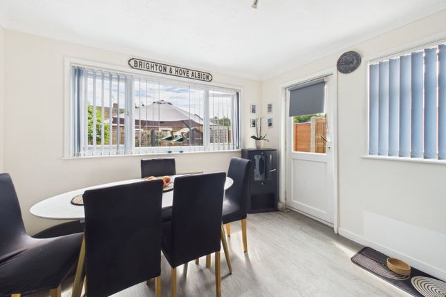 52, Ham Way, Worthing photo 3
