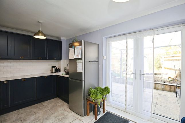108, Oxlease, Witney photo 5