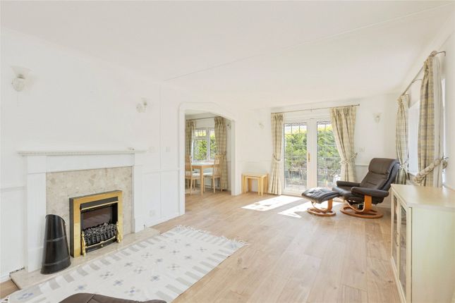 56B, Stonehill Woods Park, Sidcup photo 4