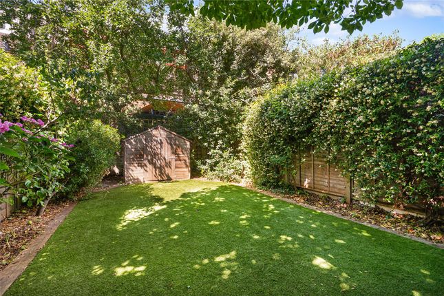 72, Thornton Avenue, London photo 4