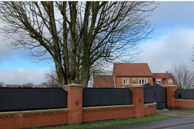 60, Eastoft Road, Crowle photo 2