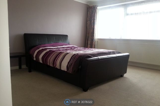 Hounslow photo 3