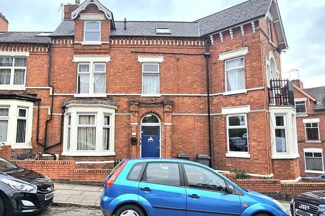 1-bed flat on Flat 2 - 146, St. Saviours Road, Leicester, £65,000