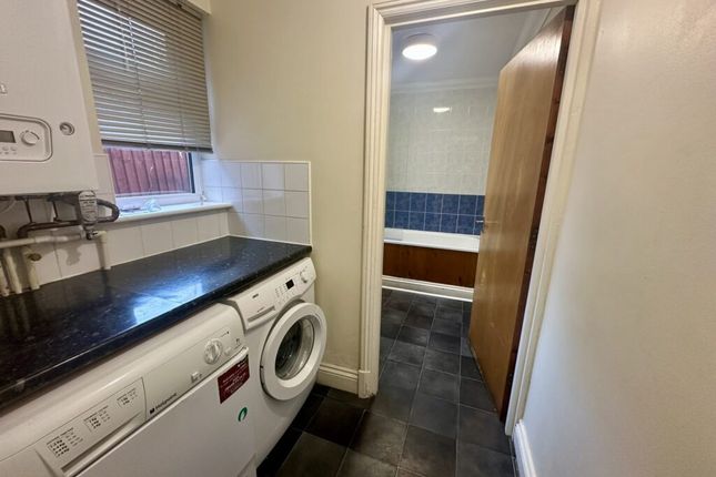 138, Knighton Fields Road East, Leicester photo 3