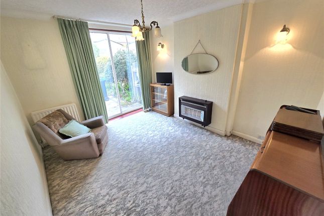 104, Forfield Road, Coventry photo 4
