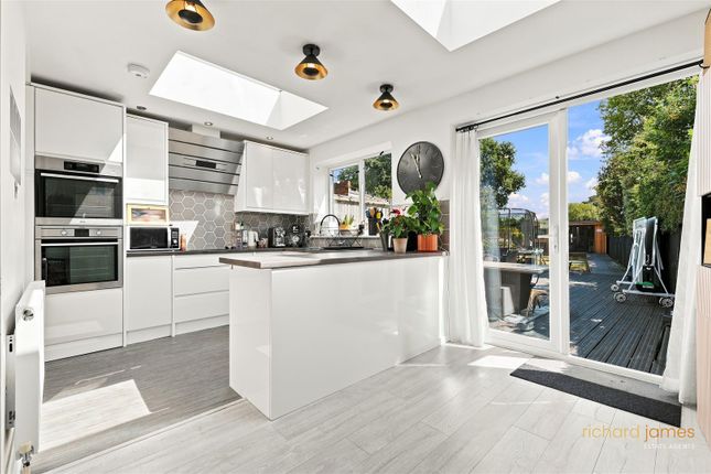 3, Rudyard Grove, London photo 2