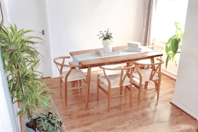 4, Belvoir Drive, Leicester photo 3