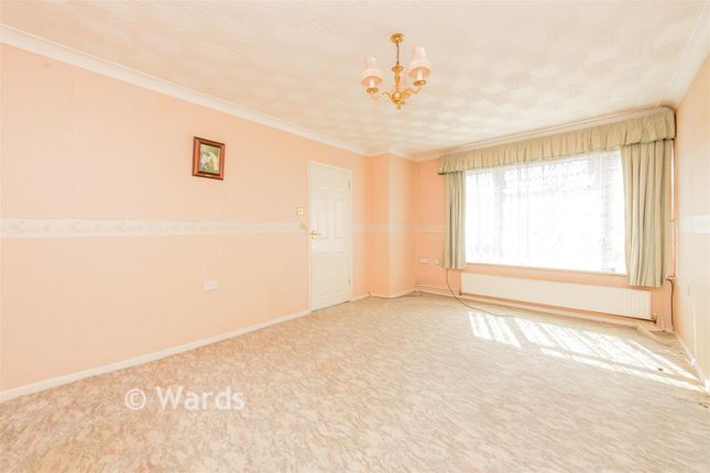 43, Princes Avenue, Chatham photo 4