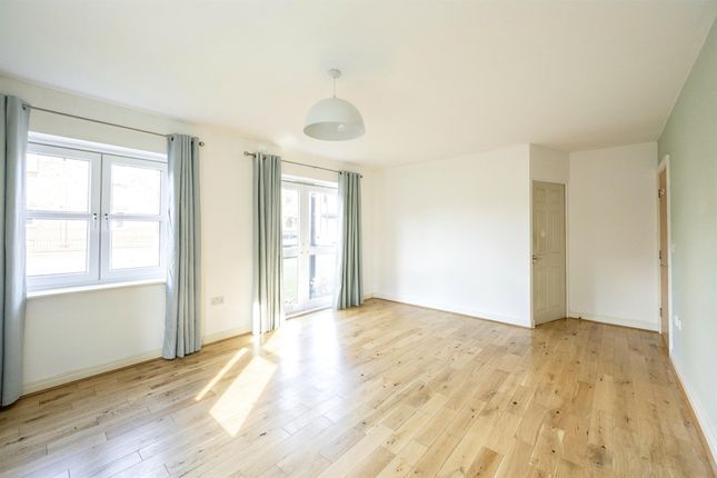 Flat for sale in Fewston Way, Lakeside, Doncaster
