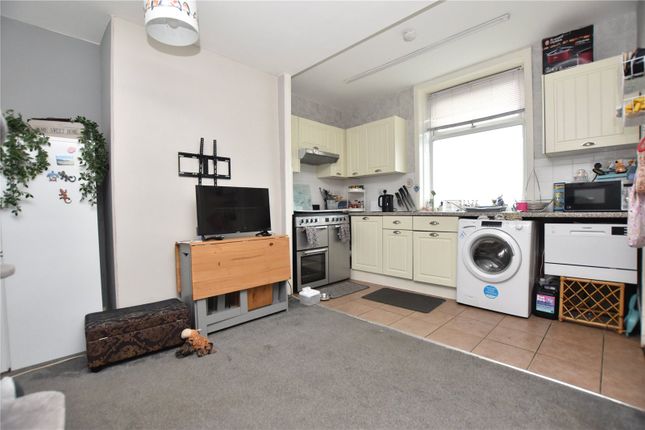Wakefield Road, Bradford photo 3