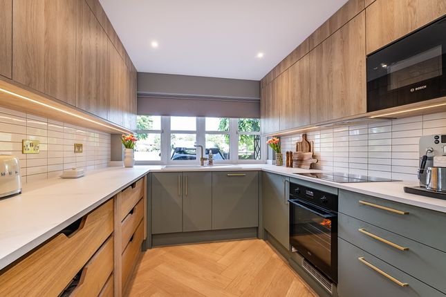 7, Gander Green Crescent, Hampton photo 3