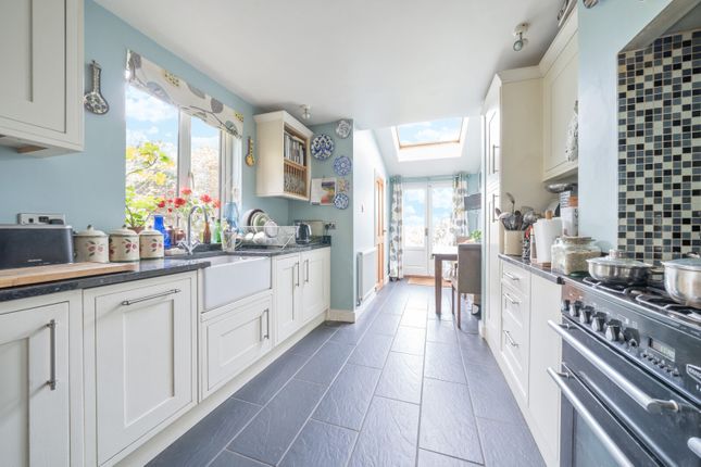 26, Ridgway Road, Farnham photo 3