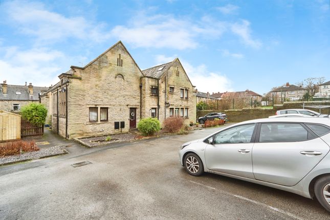 2, Belmont Mews, Belgrave Road, Bingley photo 2