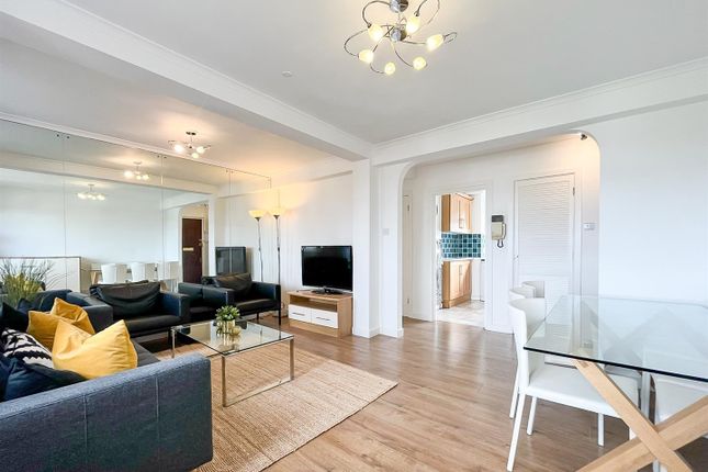 Thumbnail Flat for sale in Orchard Mead House, Finchley Road