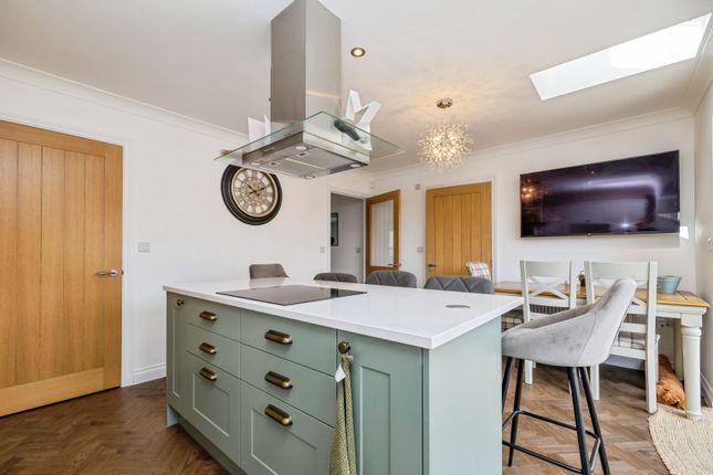 18, The Fields, Washingborough, Lincoln photo 4
