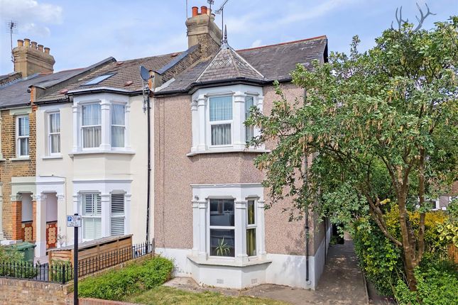 1-bed house on 14a Connaught Road, London, £315,000
