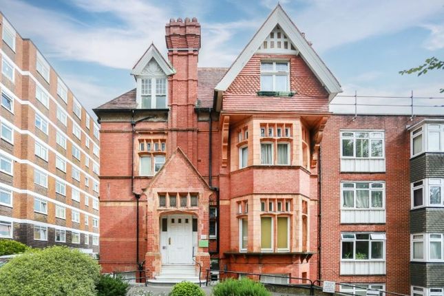 1-bed flat on Flat 5, 72 The Drive,, Hove, £199,000