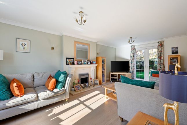 6, Knight Road, Rendlesham, Woodbridge photo 2