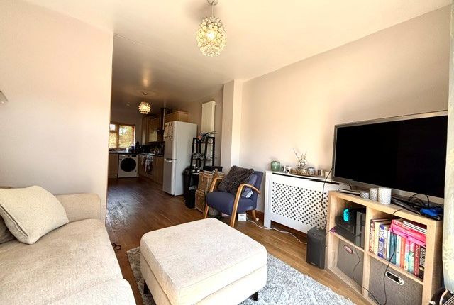 253A, Stratford-upon-Avon photo 2