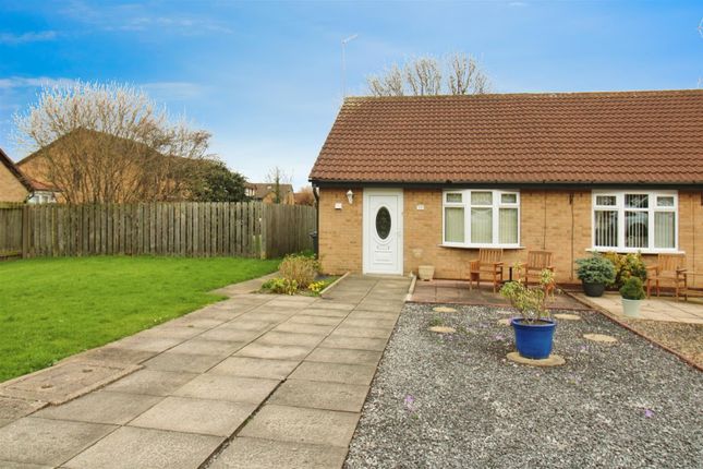 Thumbnail Bungalow for sale in Sutton Court, Howdale Road, Hull