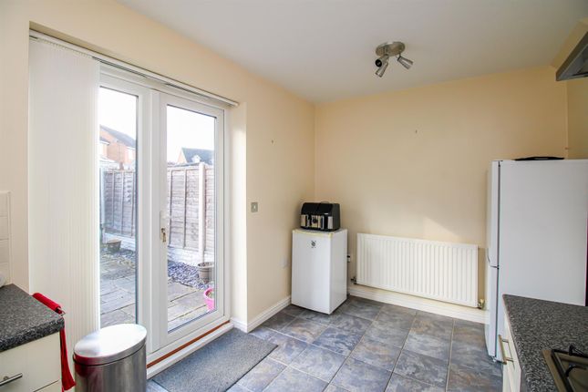 36, Gleneagles Court, Normanton photo 3