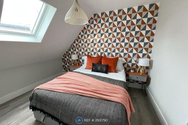 Lorne Park Road, Apartment, Bournemouth photo 2