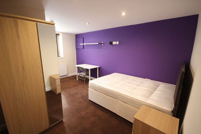 17 Richmond Avenue, Leeds photo 5