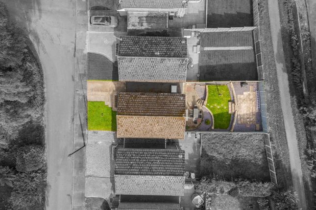 13, Grangelands, Macclesfield photo 2