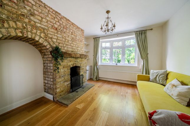 41, Fox Lane, Kent photo 4